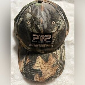 Camo hat nwot